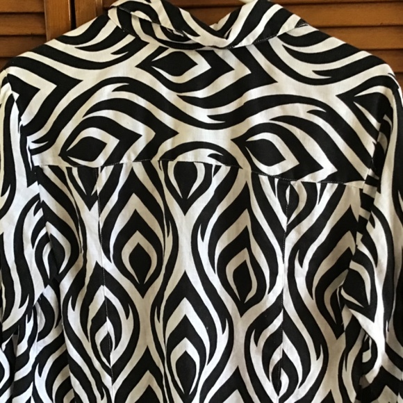 JM Collection linen blouse - Picture 5 of 6